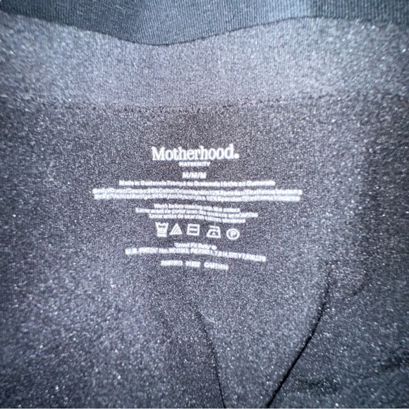 Motherhood Maternity | Essential Stretch Full Length Black Leggings (size M) - Picture 5 of 7